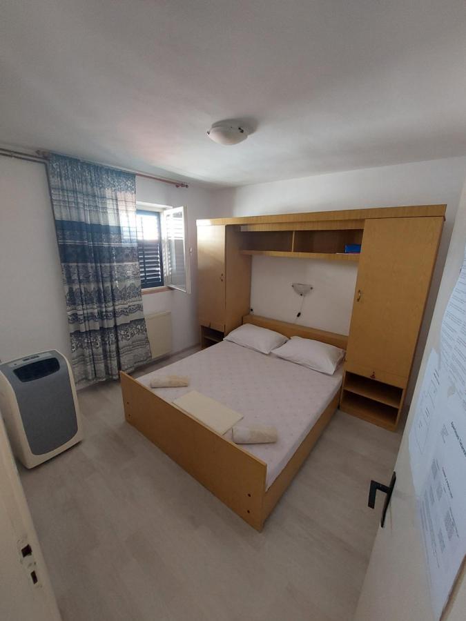 Apartments Drazica คิร์ก ภายนอก รูปภาพ
