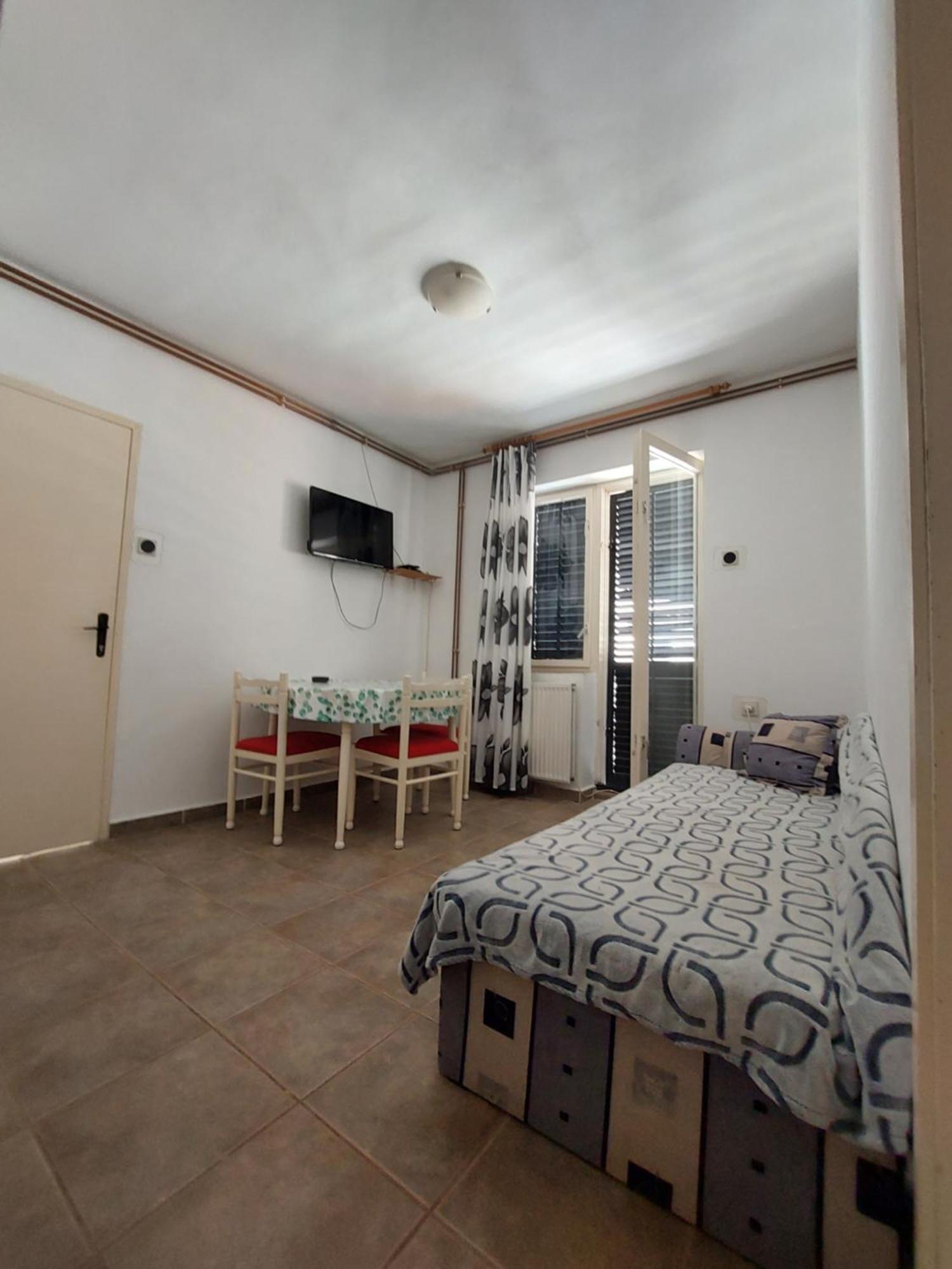 Apartments Drazica คิร์ก ห้อง รูปภาพ